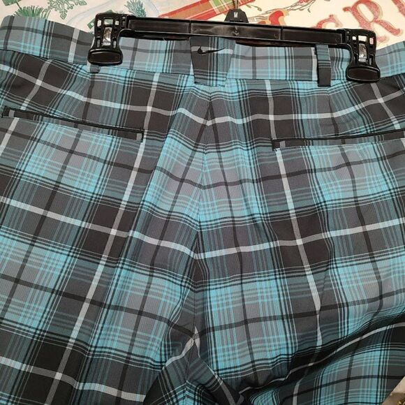 Nike Tour Performance Dri Fit Blue Plaid Shorts Men's 34 Worn 1 Time - Picture 2 of 2